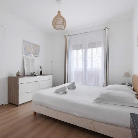 Apartment A027 - Moderne - Pres De La *